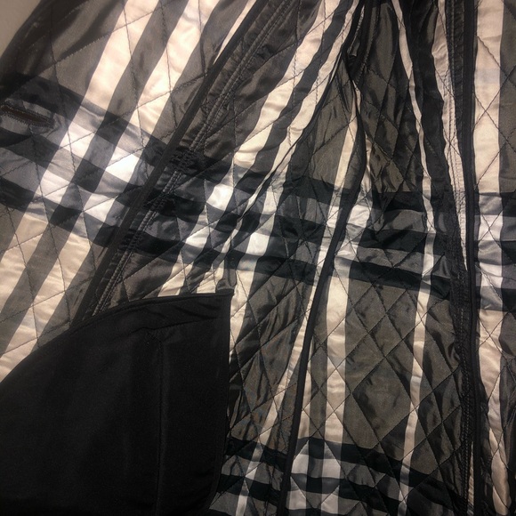 πΉπBURBERRYπΉπ Jacket β’ Sz. 12 USAβ’ π Issa vibe - Picture 5 of 14